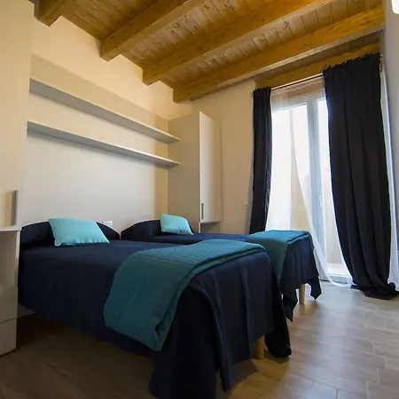 캠프장 Bergamini 페스키에라델가르다