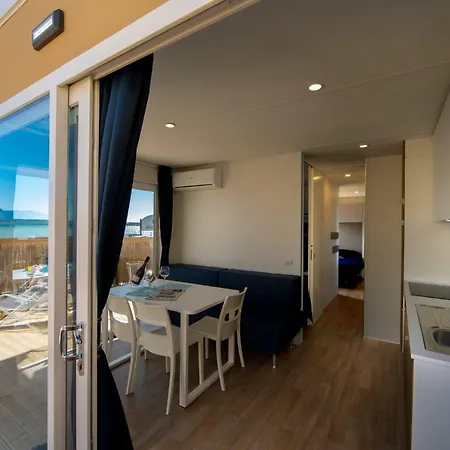 캠프장 Bergamini 페스키에라델가르다