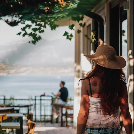 אתר קמפינג Bergamini פסקיארה דל גארדה