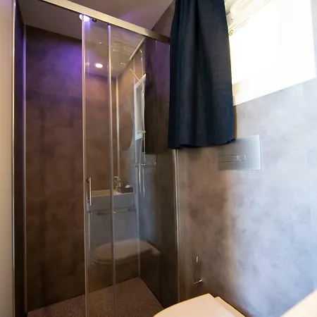 Bergamini אתר קמפינג